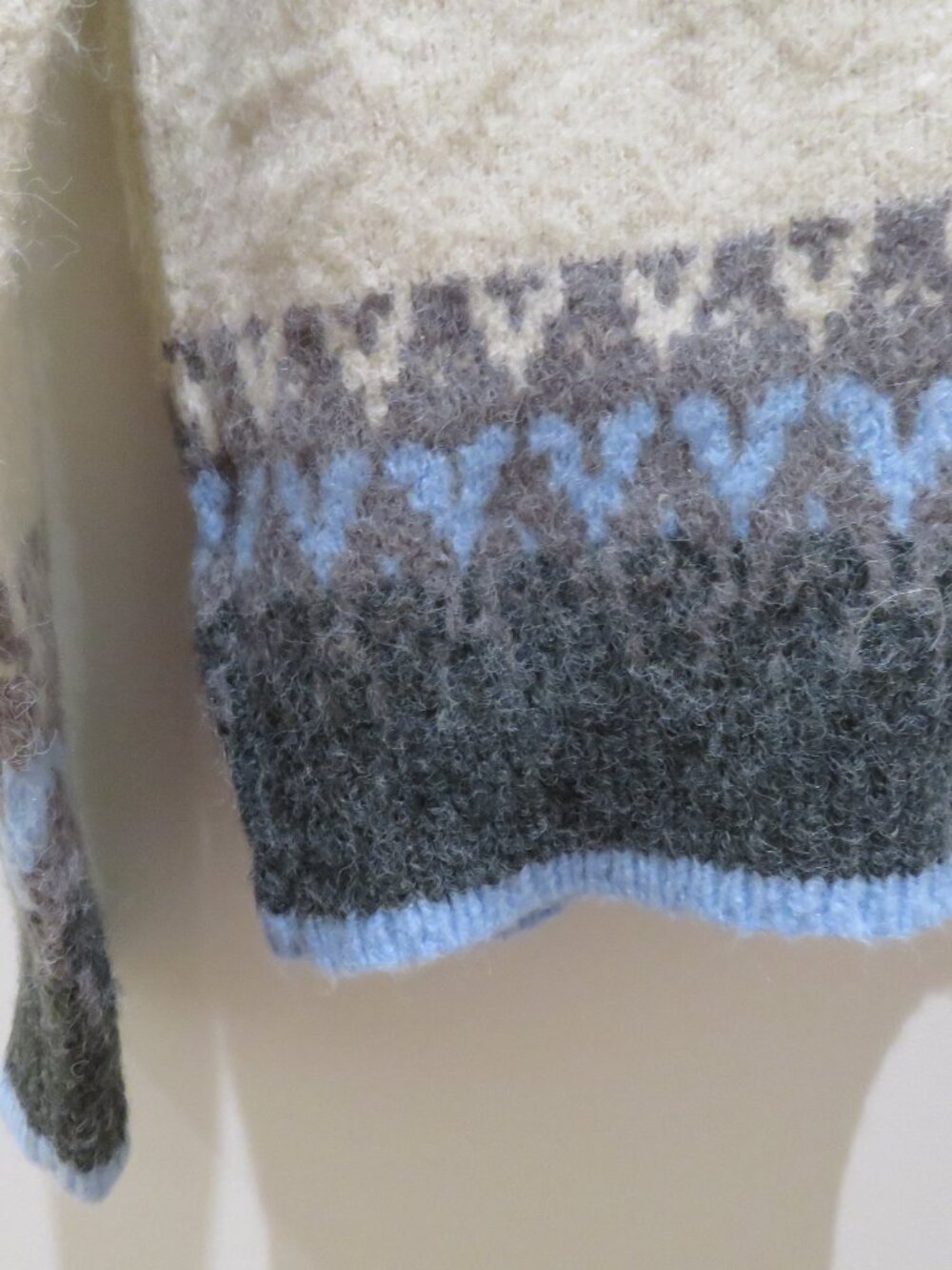 HEARTLOOM Gabriel Fair Isle Knit Sweater Small Scandi Old Money Grandma Nordic - Picture 11 of 13